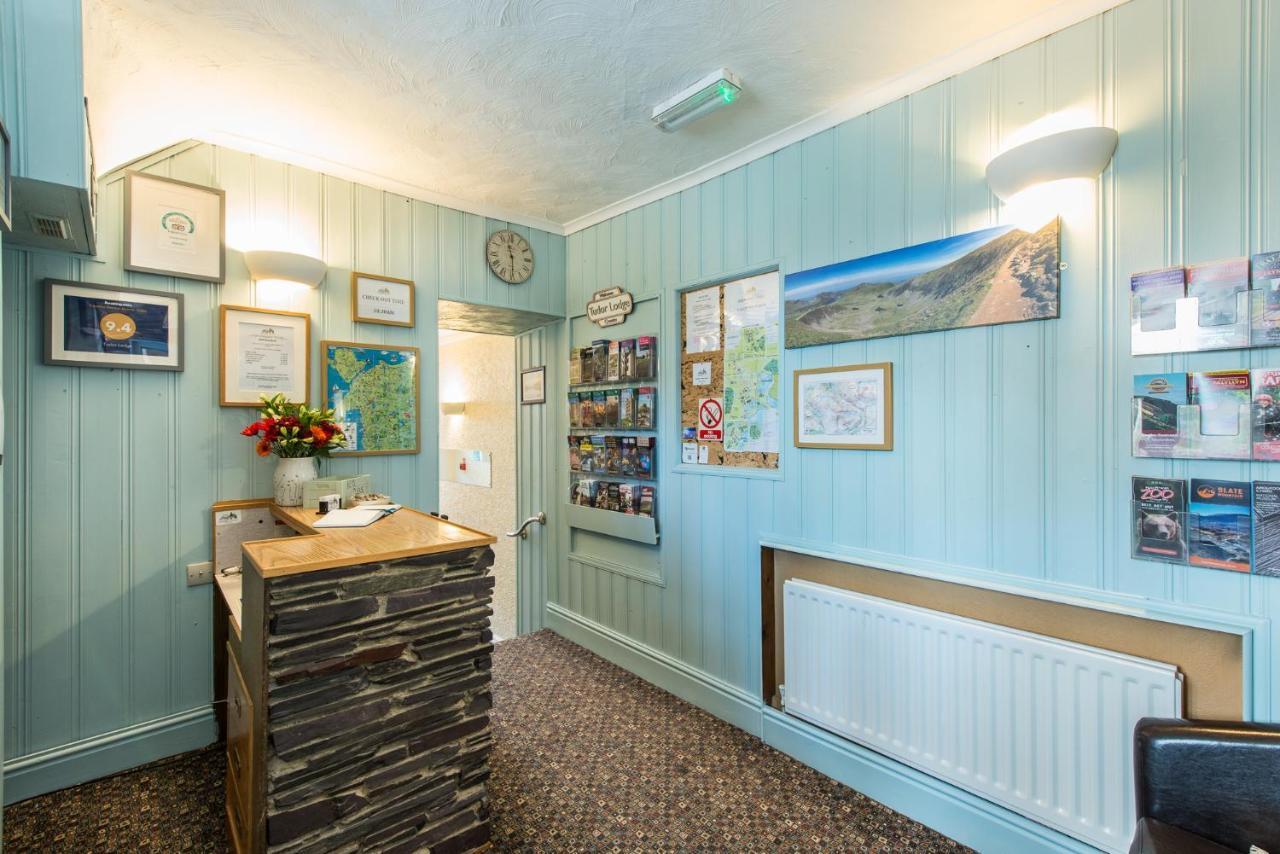 Tudor Lodge Porthmadog Exterior photo